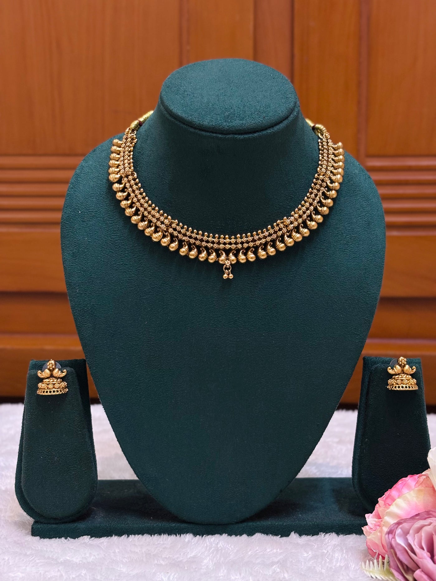 Choker-CH038