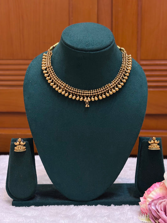 Choker-CH038