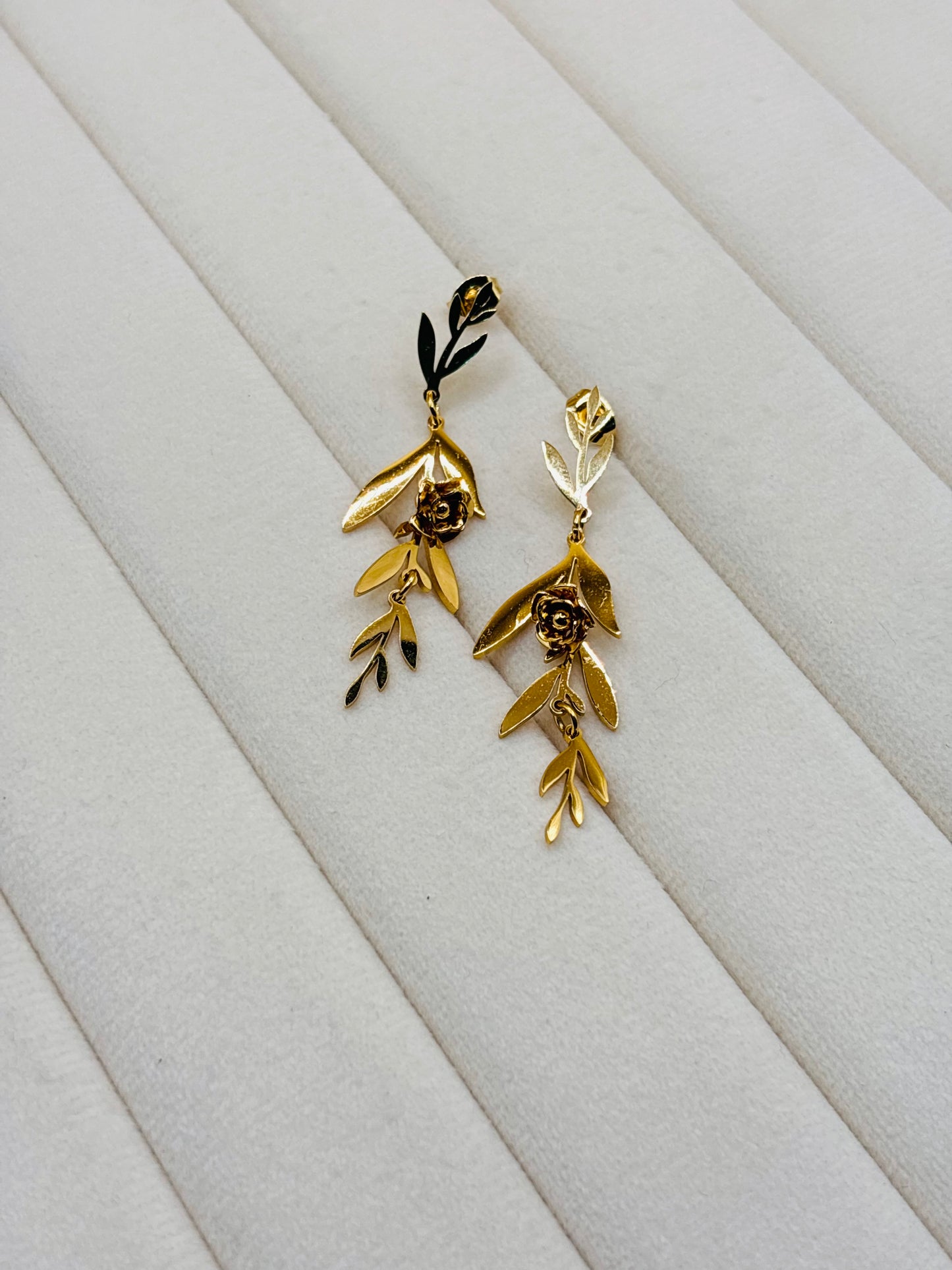 Rose Vine Earrings-E05