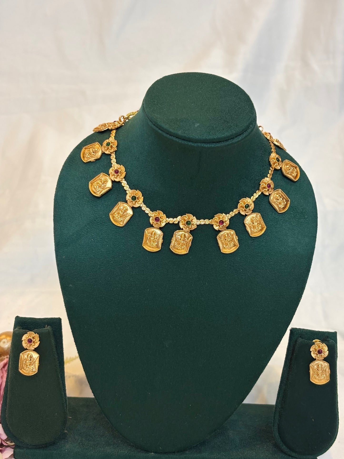 Lakshmi Bloom Necklace-CH016