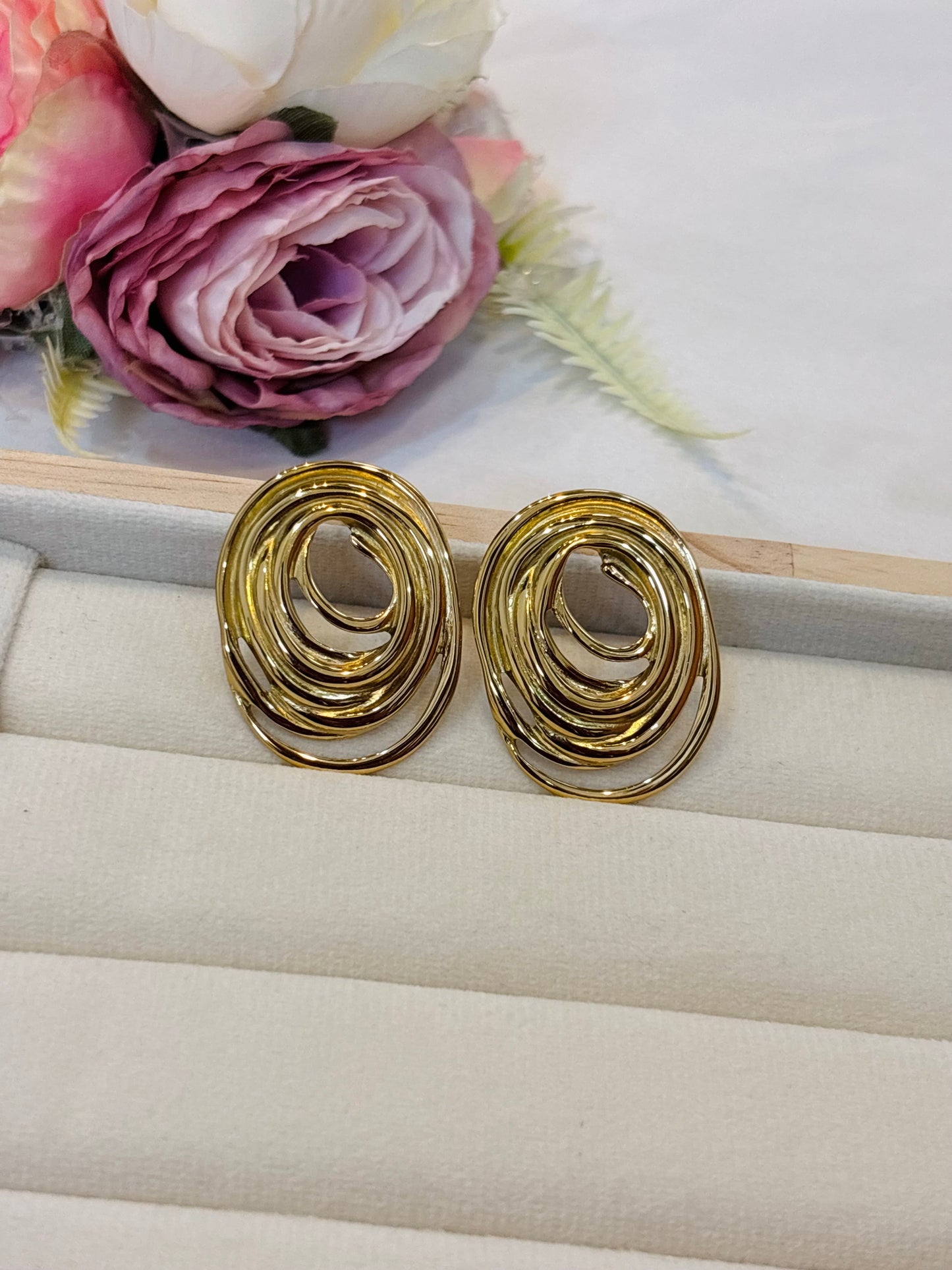 Orbit Stud Earrings-E08