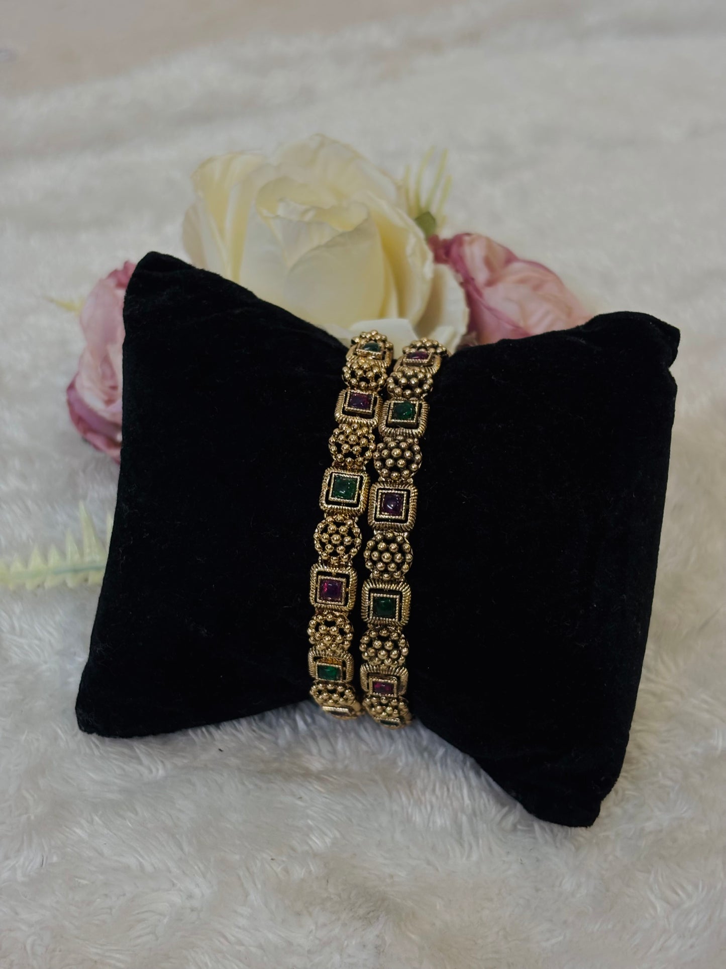 Ruby Green Beaded Bangle-B038