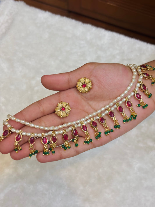 Pearl Beaded Choker-CH044