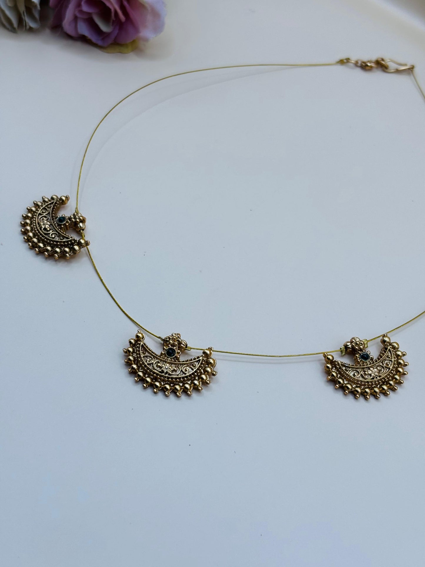 Trio Crescent Invisible Necklace