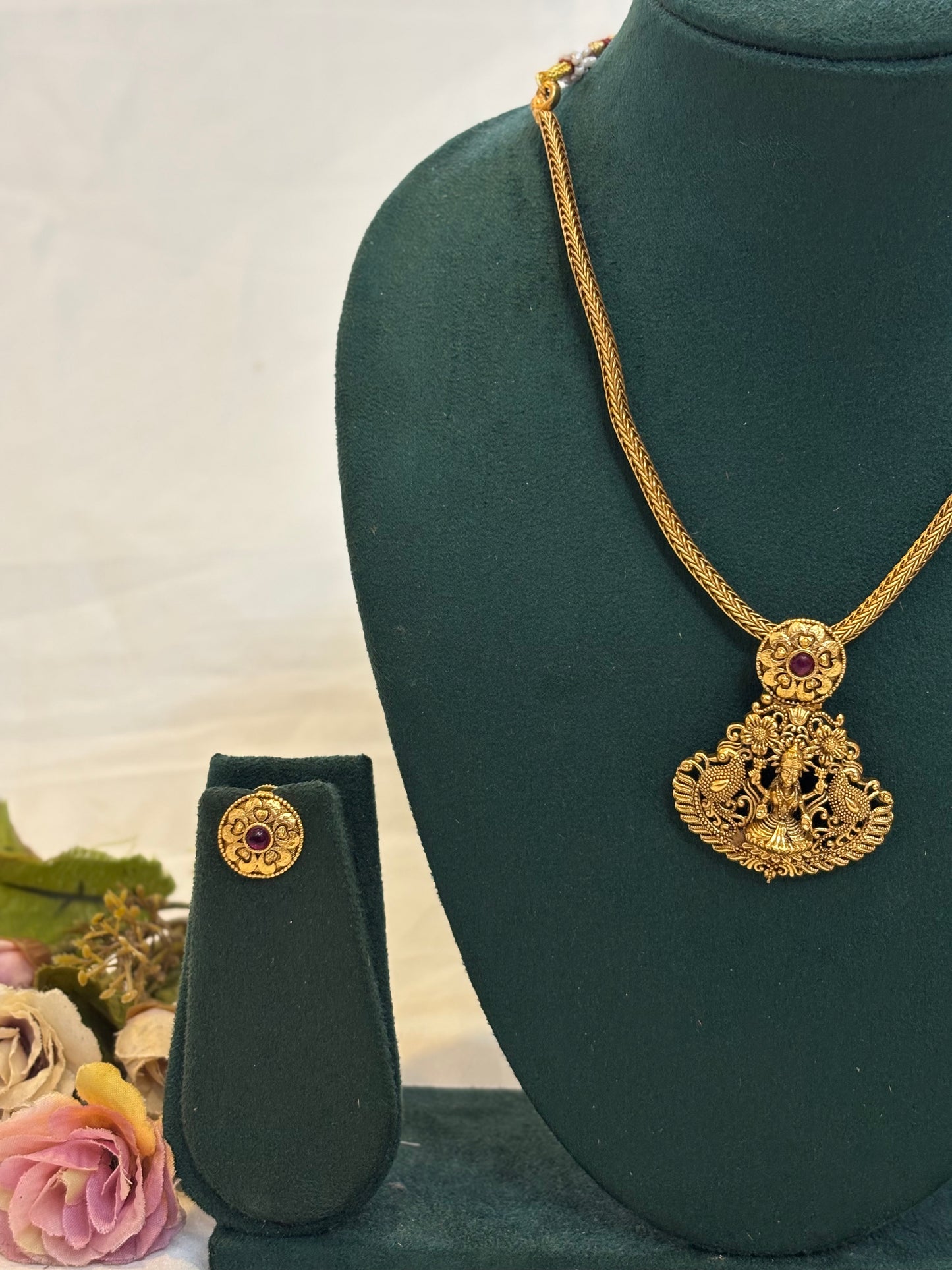 Antique Lakshmi Ruby Pendant Necklace-N032(03)