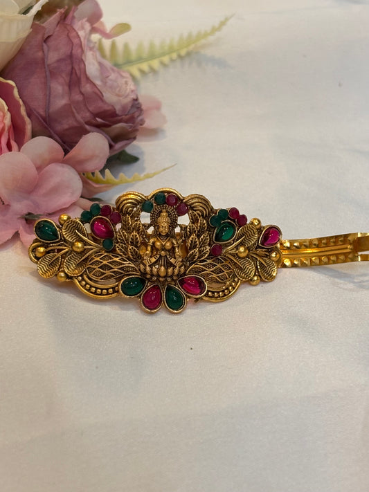 Lakshmi Peacock Juda Clip-H013