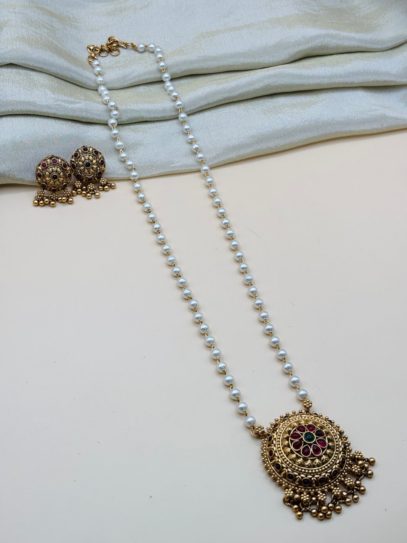 Pearl Kundan Haaram