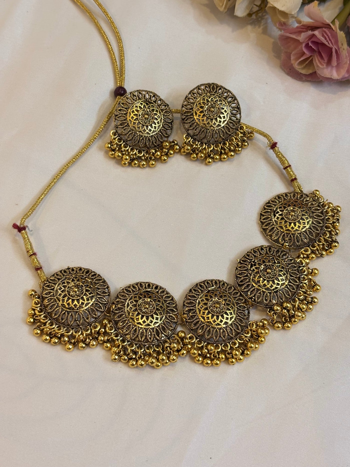 Antique Circular Choker-CHN4