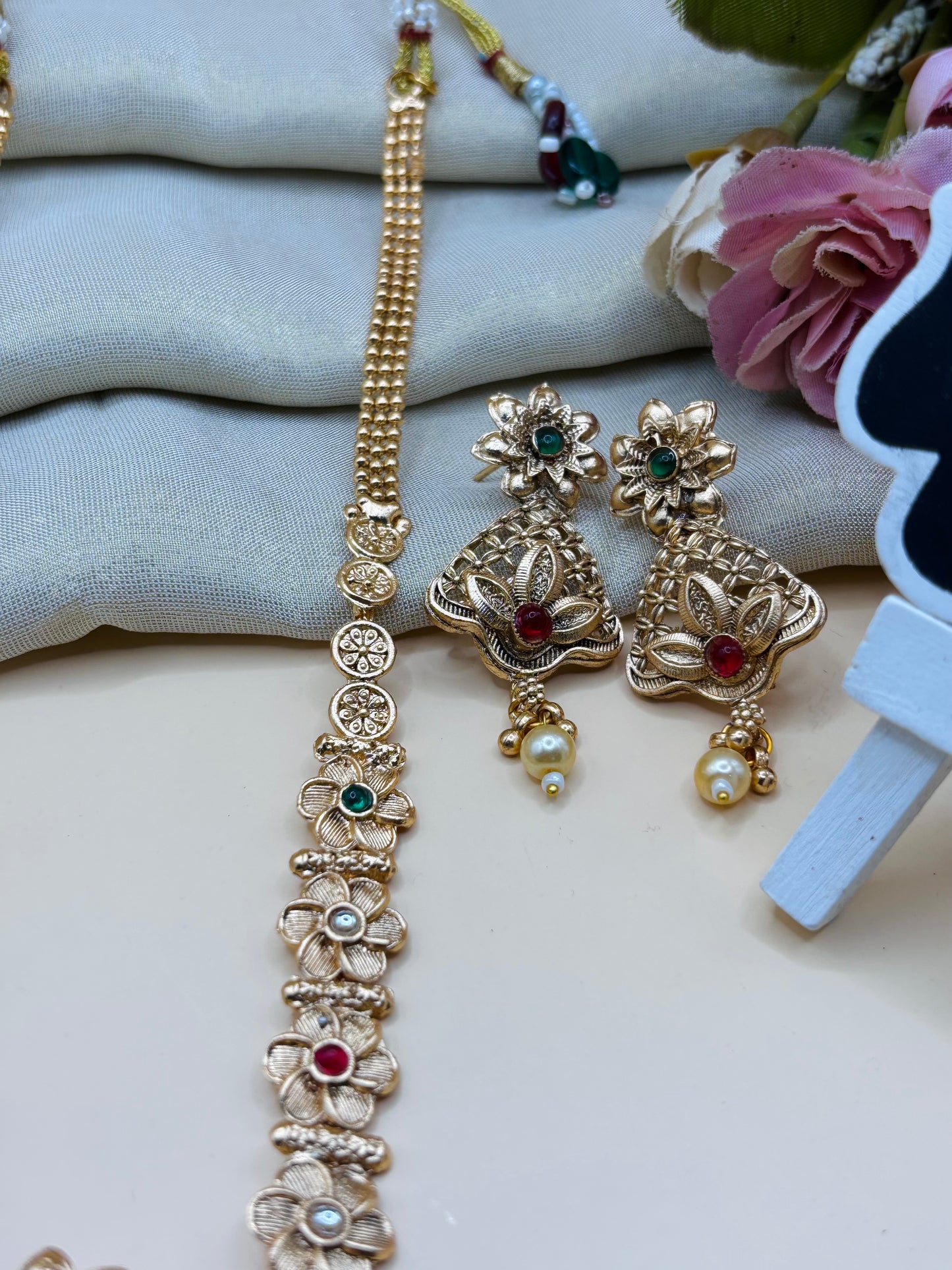 Antique Lotus Bloom Necklace Set
