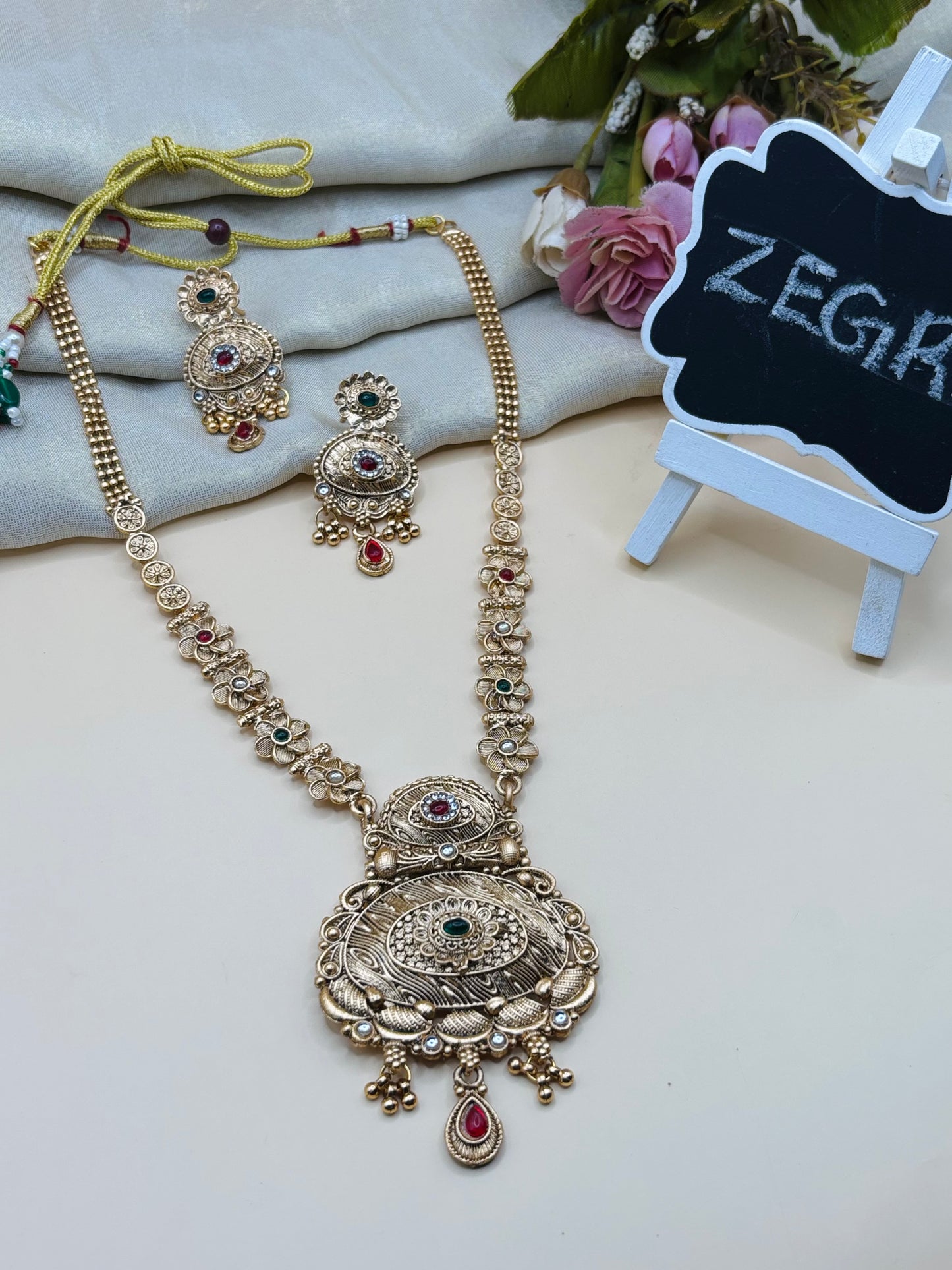 Antique Royal Medallion Necklace Set