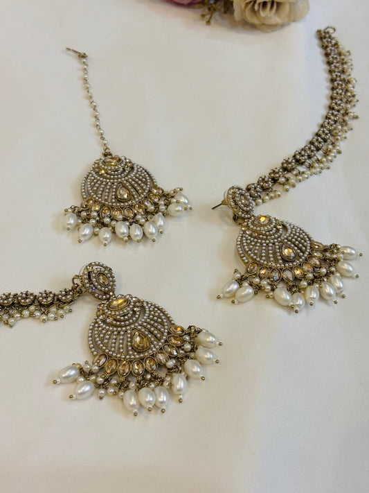 Royal Kundan Pearl Bridal Set