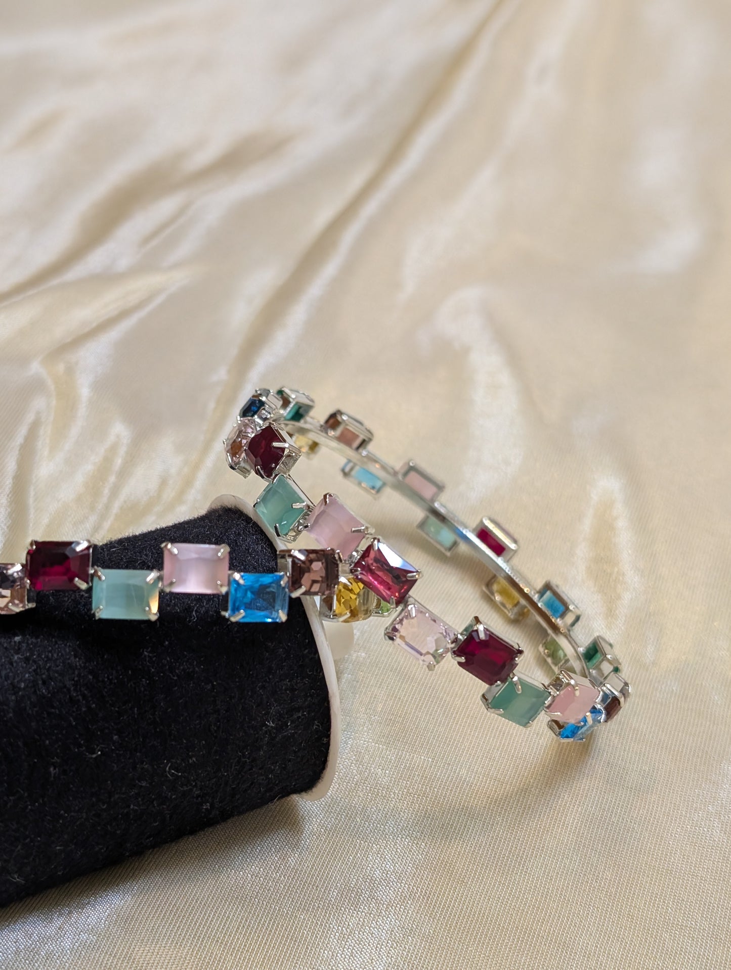 Aurora Gem Bangle - B007