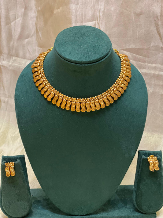 Leaf Motif Choker Set-CH003