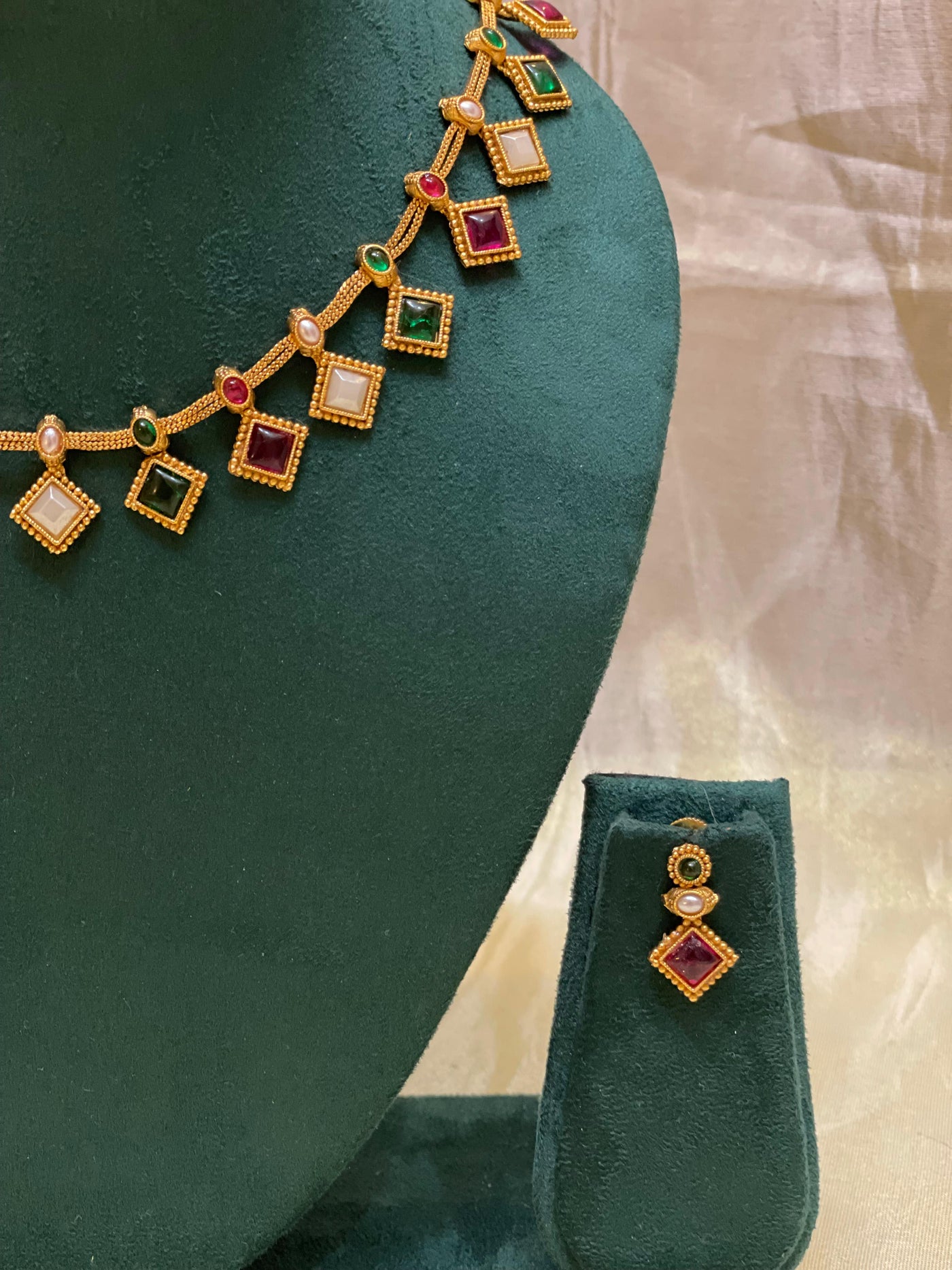 Regal Mosaic Necklace Set-N015(01)