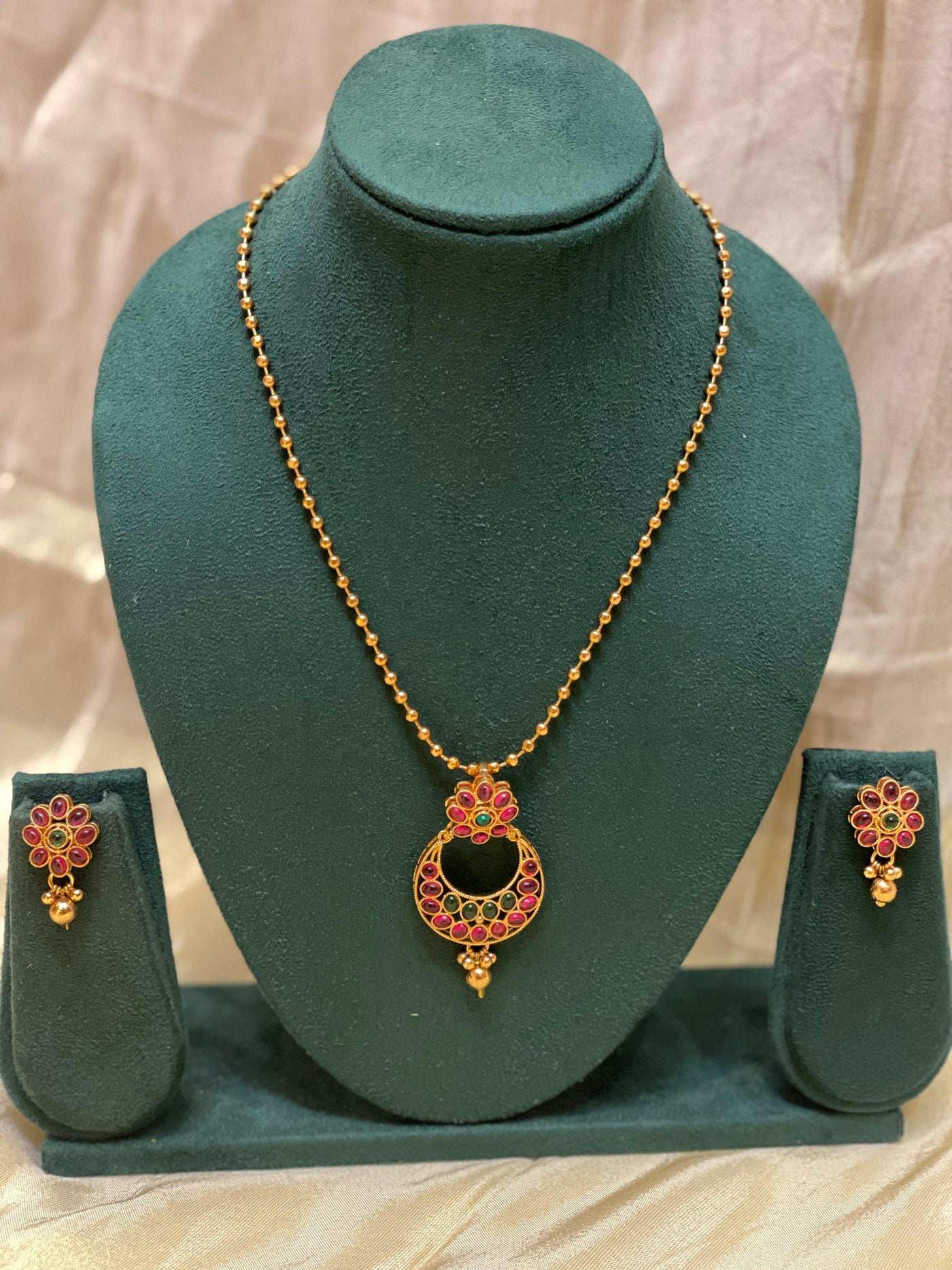 Ruby Floral Chand Pendant Set-N016(01)