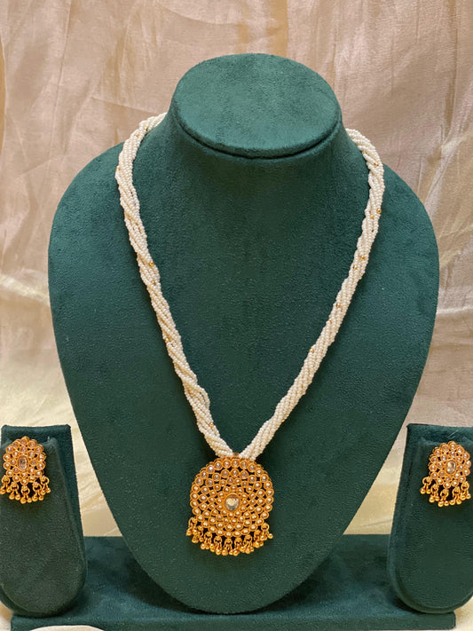 Round Kundan Gold Pearl Necklace-N020(01)