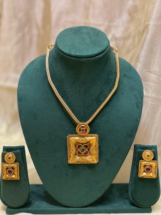 Square Temple Pendant Necklace Set-N015(01)