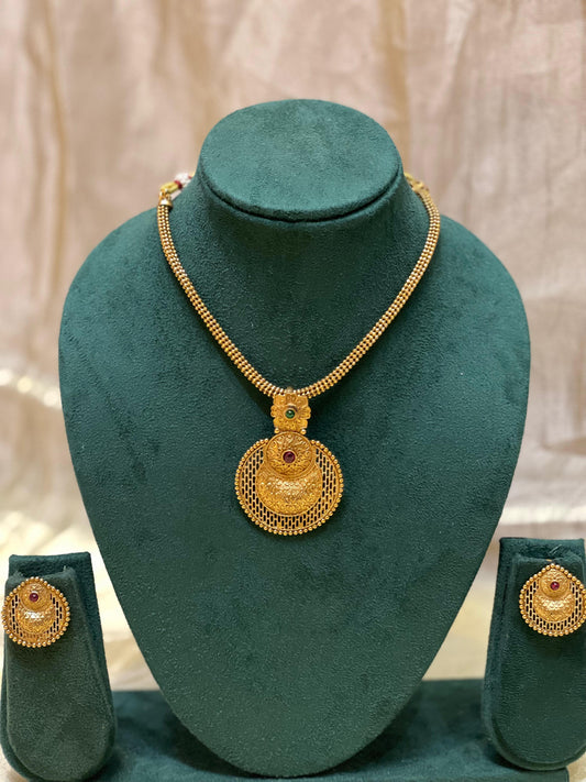 Heritage Filigree Medallion Necklace-N014(02)