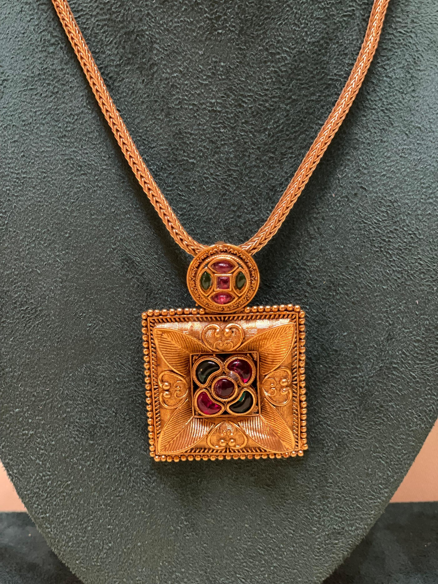 Square Temple Pendant Necklace Set-N015(02)