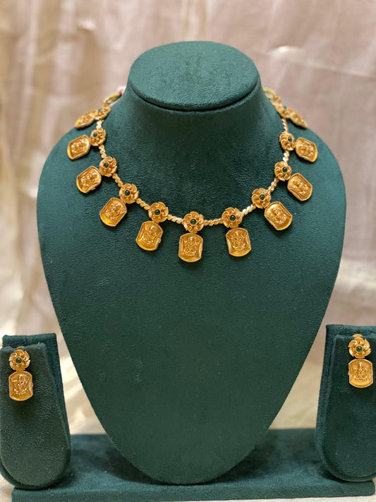 Divine Lakshmi Coin Necklace Set-CH016(01)