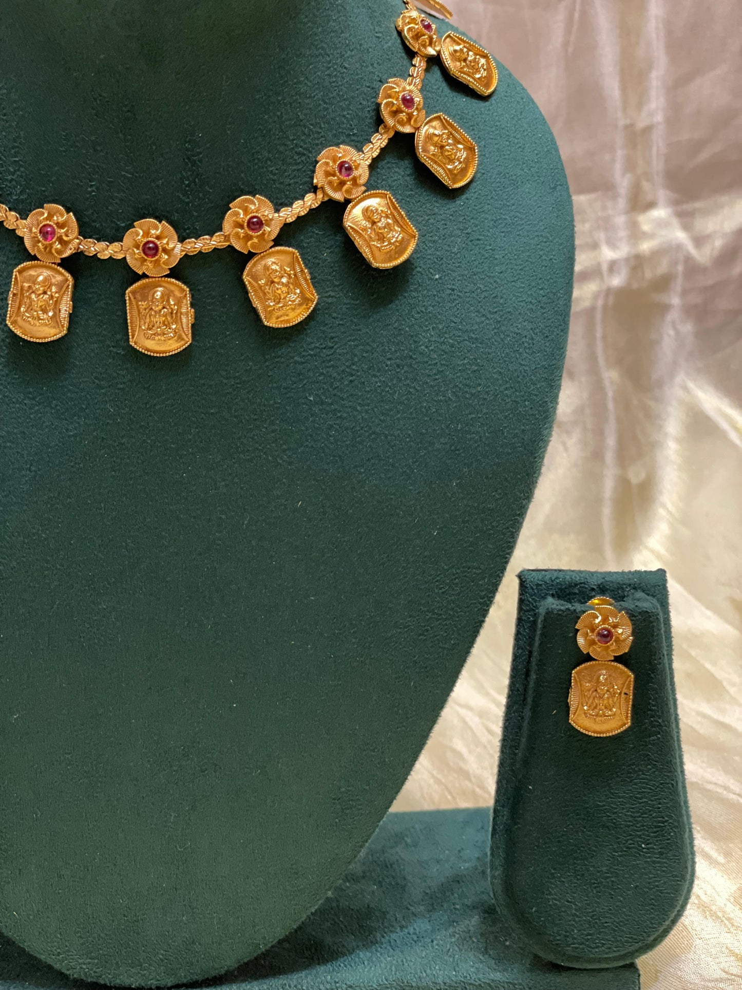 Lakshmi Coin Temple Necklace Set-CH016(02)