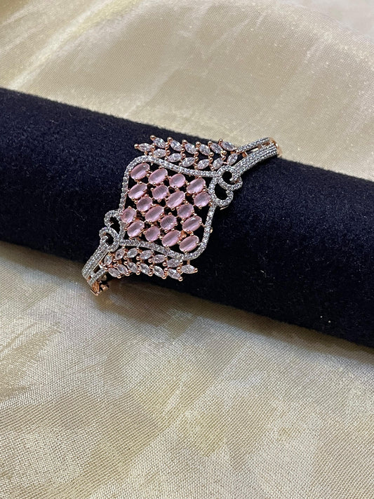 Rosé Elegance Bangle-B019(02)
