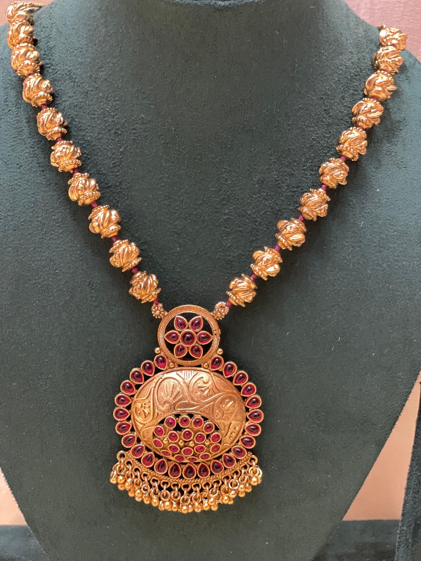 Antique Gold Lotus Motif Necklace Set-N018(01)