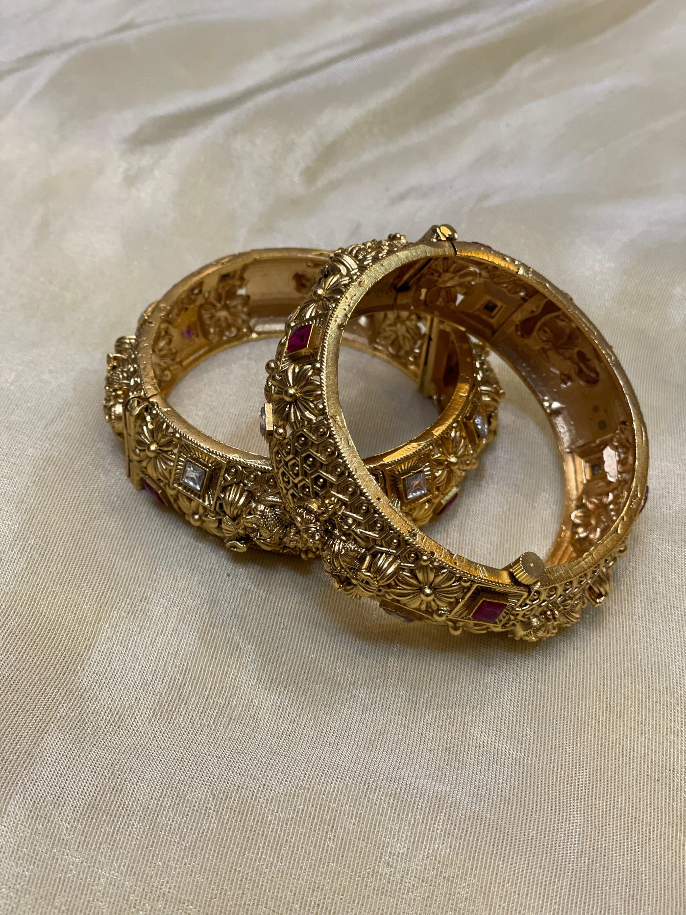 Regal Devi Temple Bangles-B026